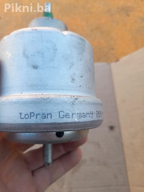 Nosac motora TOPRAN 205 615 germany nosaci