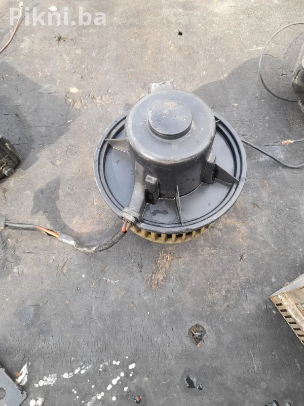 Motor Ventilatora Kabine (Puhalo) - Korišteno, Veličina 14-15 cm