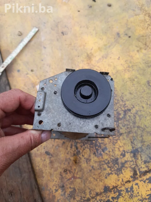 Ventilator turbina 220v elektro motor elektromotori