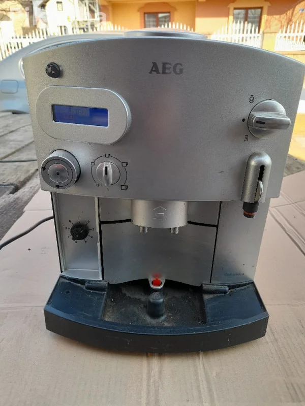 Kafe aparat Aeg cf400 kafeaparati za dijelove