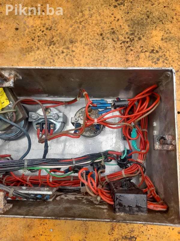 Centralna jedinica komande motor deutz bager rovokopac skip valja
