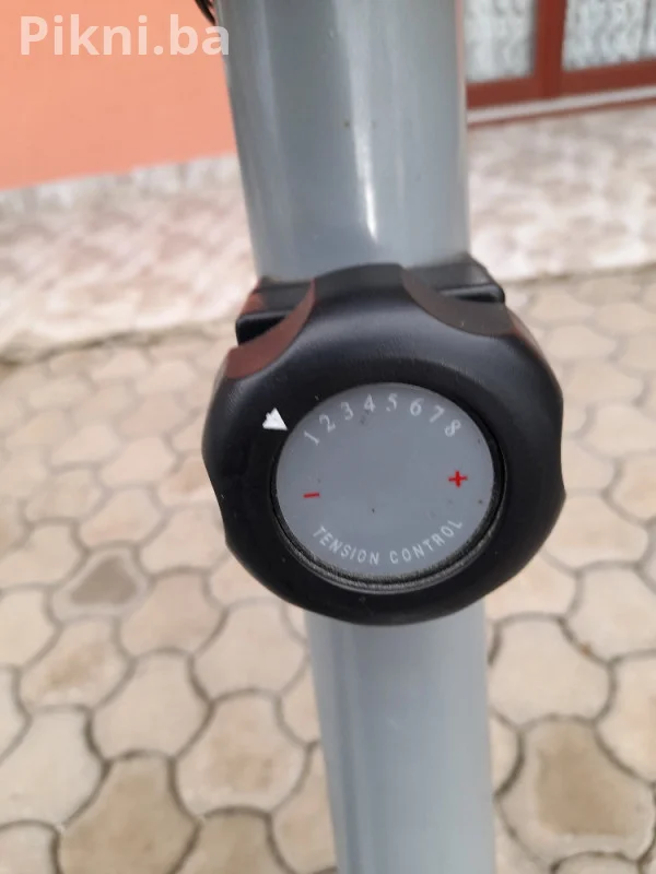 Sobno biciklo fitnes vežbanje bicikla