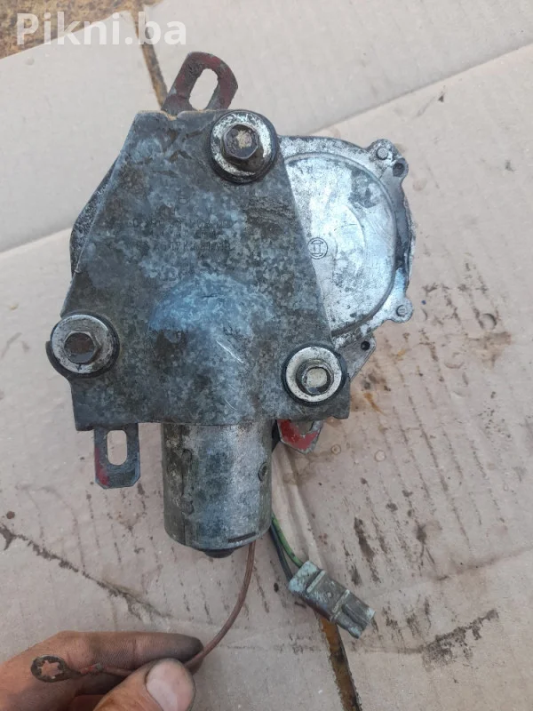 Motor brisača 12v elektro motor elektromotori traktor bager ski