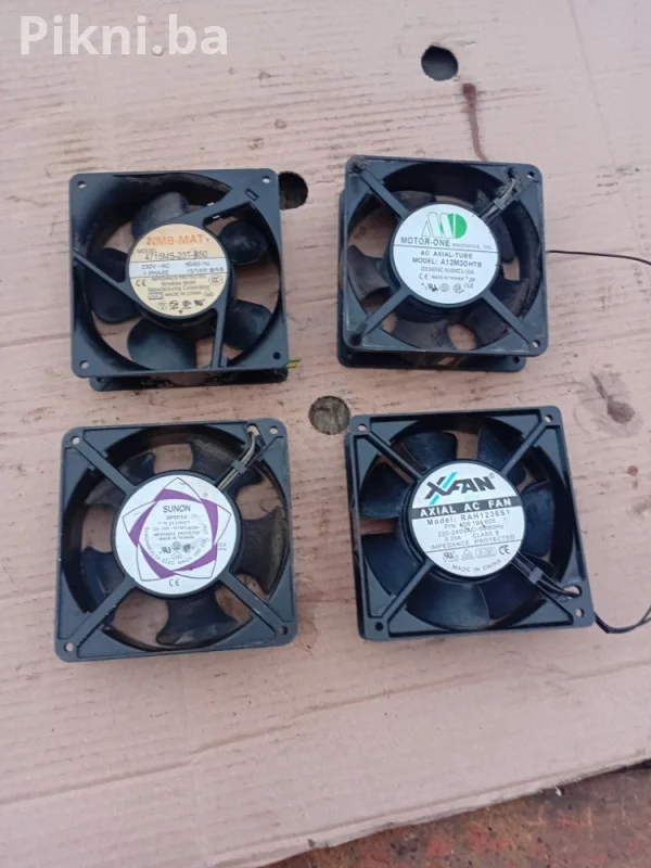 Ventilator turbina 12x12x4cm 220v elektro motor elektromotori