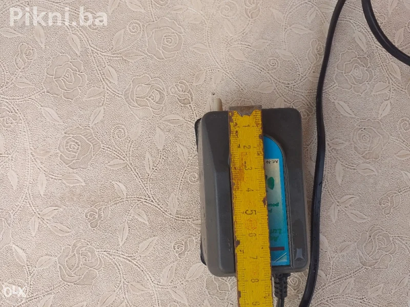 TRIXIE Zračna Pumpa za Akvarijum (Aquarium Air Pump) - 230v
