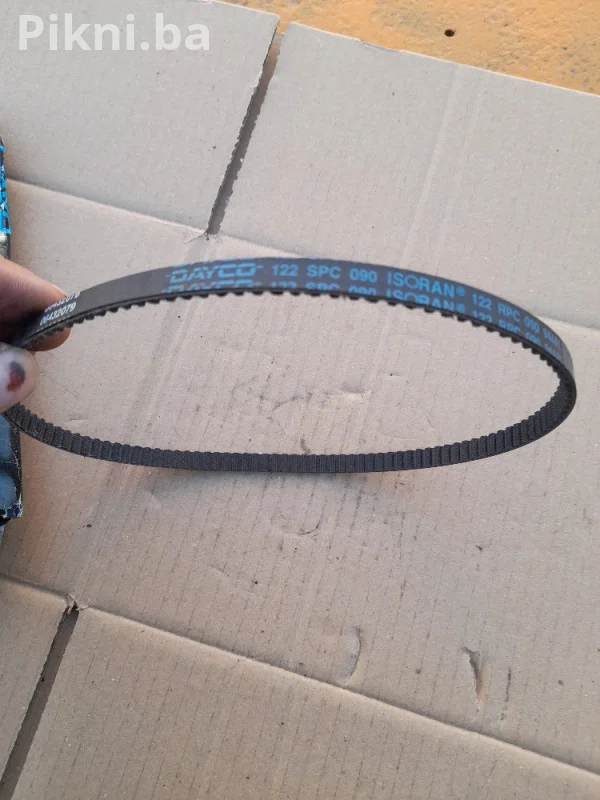 Klinasti remen Ford eskort fiesta orion Dayko 94441