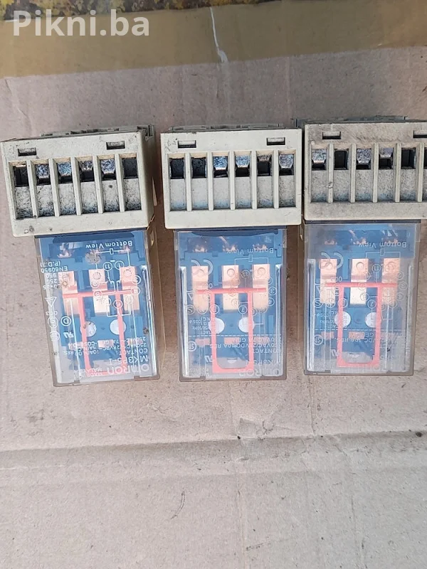 Industrijski Releji FINDER i SCHRACK sa Podnožjem (230V AC)