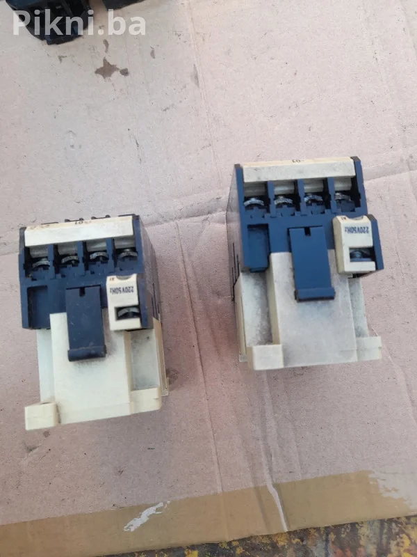 Iskra Sklopke / Kontaktori KN12 - 25A 220V (5.5kW) prekidači