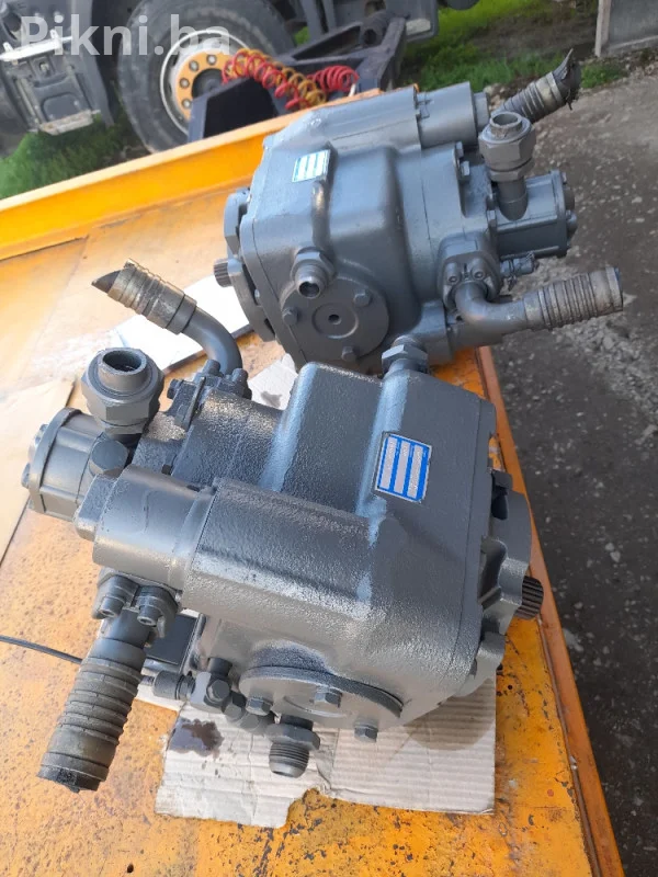 HITNA PRODAJA! Hidraulična pumpa Sauer-Danfoss SPV2/089 KAO NOVA