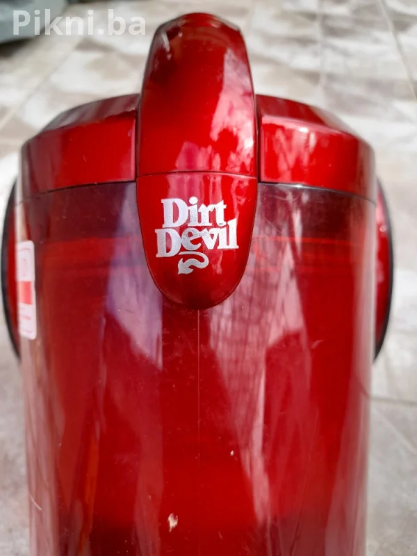 Dirt Devil Usisivač (M2818) - 2000W - Za dijelove/popravak