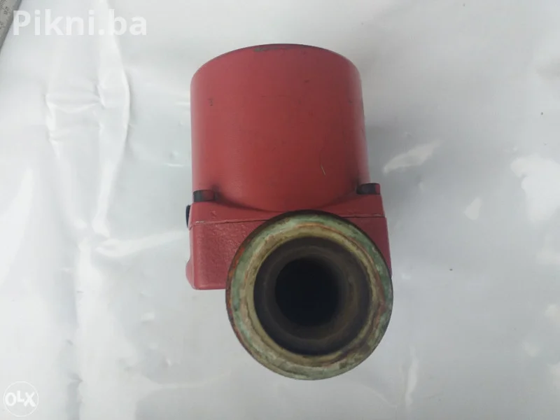 Pumpa za vodu grundfos UPE 25-60 180mm za grijanje cirkulacijska