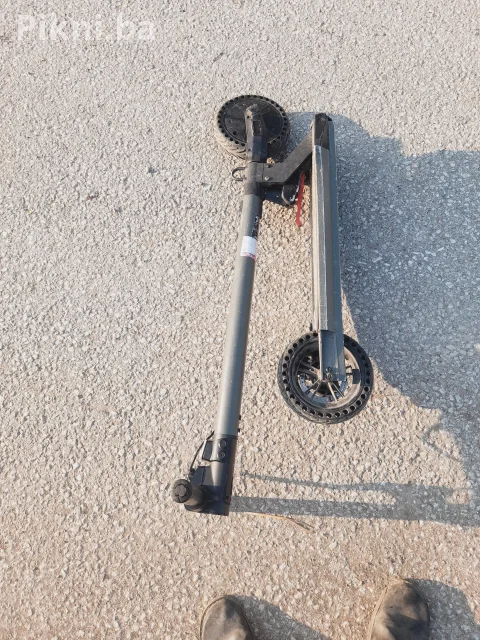 Električni trotinet romobil Wispeed T855 - bez punjača i.loša baterija 3