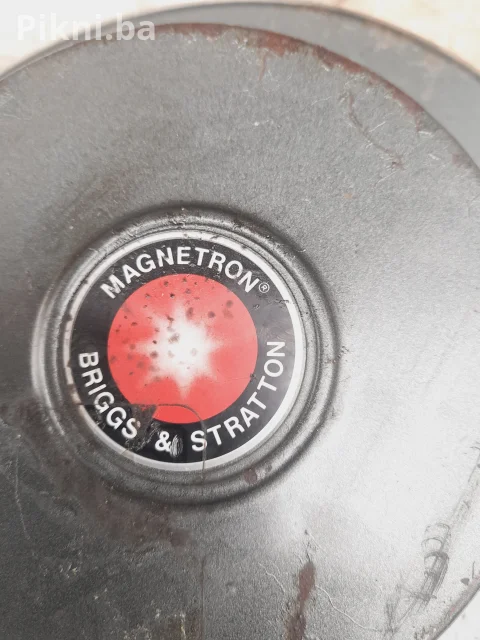 Oklop motora i poteznica Briggs & Stratton 12 HP I/C original starter 5