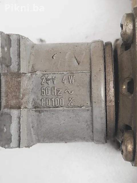 Elektromagnetni ventil 24V / 4W elektroventil sa priključcima 7