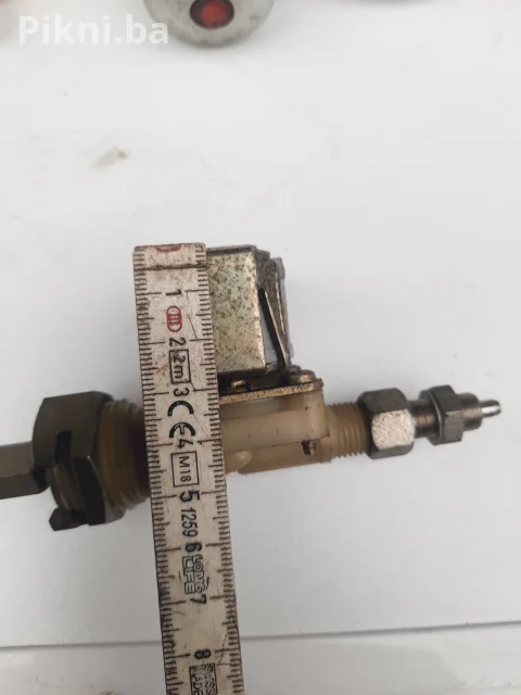 Elektromagnetni ventil 24V / 4W elektroventil sa priključcima 3