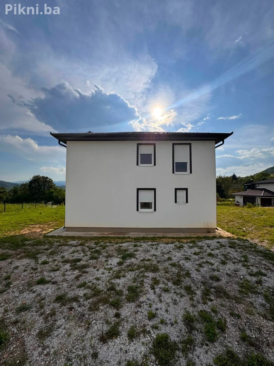 🏡 PRODAJA – Moderna porodična kuća 📍 Rakovica, Općina Ilidža