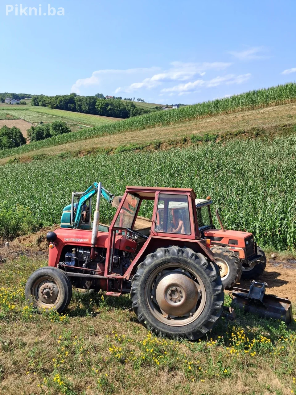 Traktor imt 539 81 god Velika Kladuša