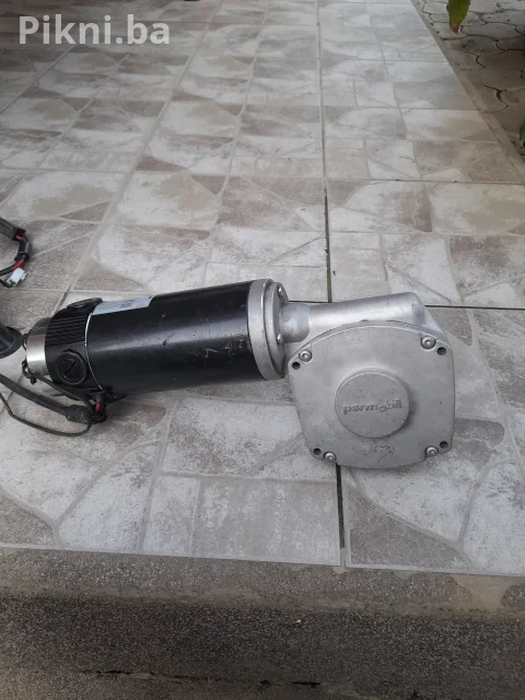 PERMOBIL DRIVE UNIT – POGONSKA JEDINICA – WARNER ELECTRIC elektro motor sa reduktorom 24 voltq 4