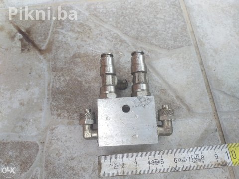 ⚙️ PNEUMATSKI RAZVODNI BLOK (MANIFOLD) SA BRZIM PRIKLJUČCIMA 8mm ⚙️ 3