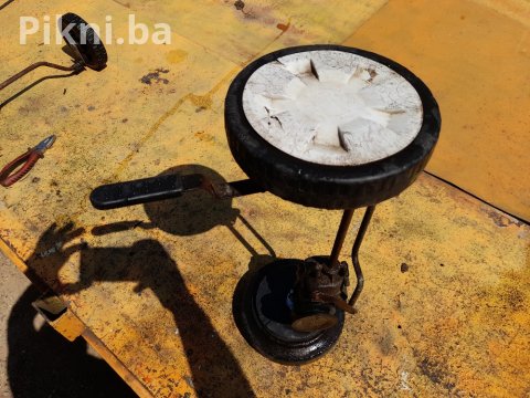 Pogonska Osovina sa Točkovima Za Samohodnu Kosilicu / Agregat 70 KM 3