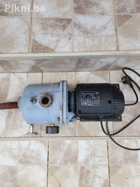 Pumpa za vodu Grundfos 0.85kw pumpe hidropak hidrofor 9