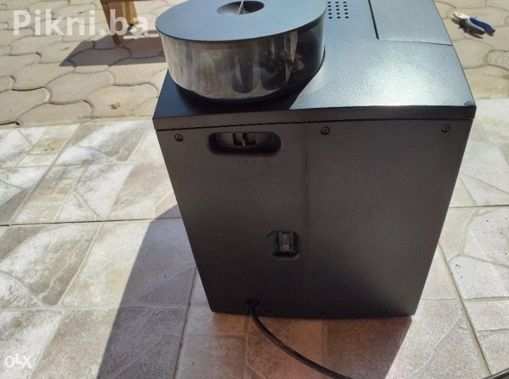 HITNA PRODAJA! Siemens EQ.5 / Vrhunski Automatski Aparat za Kafu