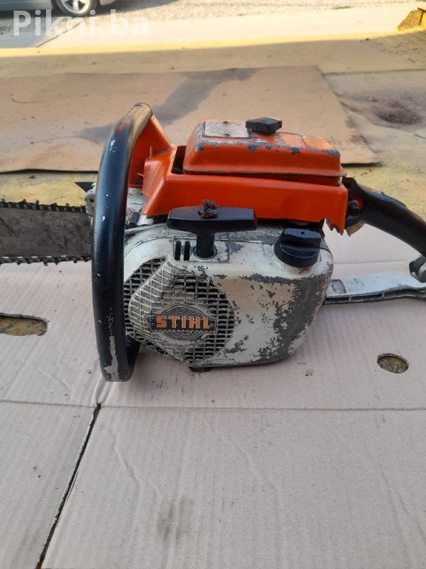 Motorna pila STIHL 041 av motorke citaj pod detaljno 180 KM