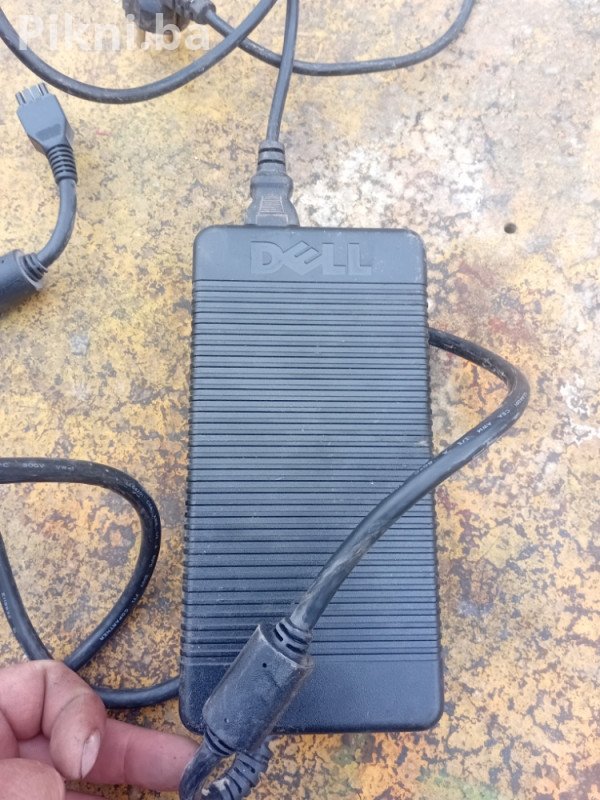 Adapter DELL 12v 18A racunar kompjuter punjac trafo pretvarac 45 KM